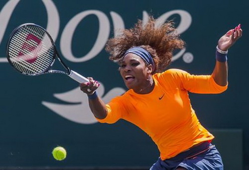 Serena mạnh mẽ vượt qua trận chung kết.